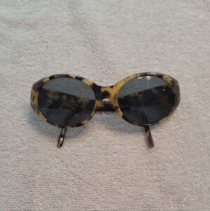 Liz Claiborne Tortoise Shell Sunglasses